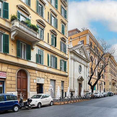 Fabrizio'S Rooms Roma Exterior foto