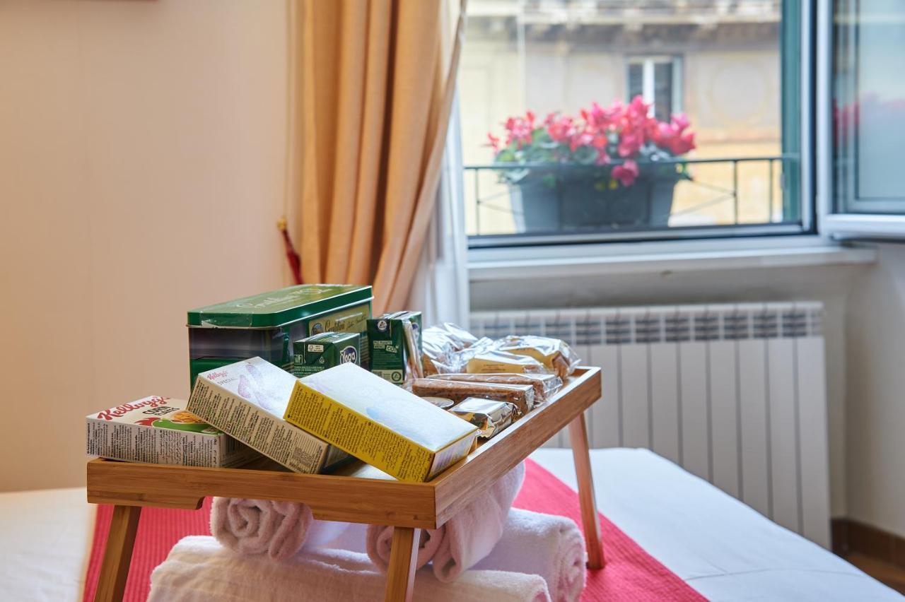 Fabrizio'S Rooms Roma Exterior foto