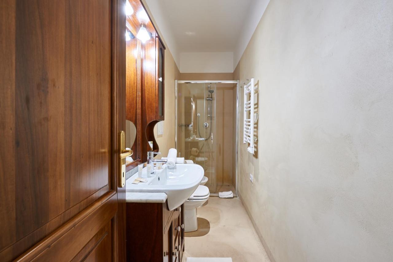 Fabrizio'S Rooms Roma Exterior foto