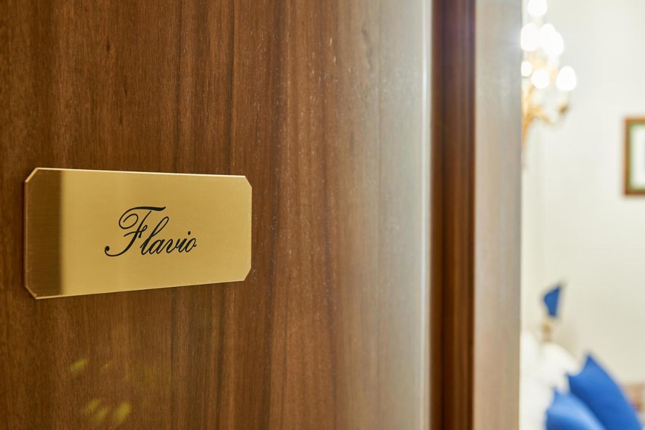 Fabrizio'S Rooms Roma Exterior foto